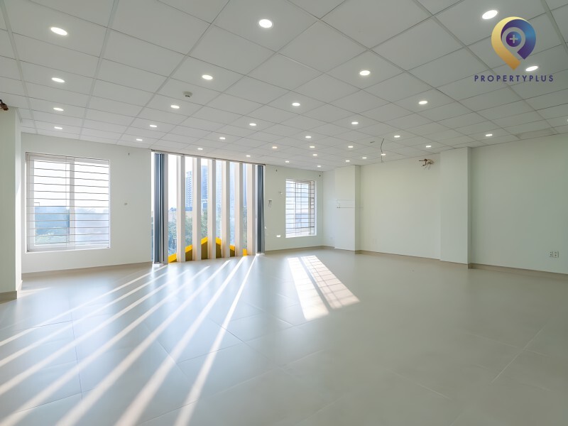 Tòa nhà Phú Lộc